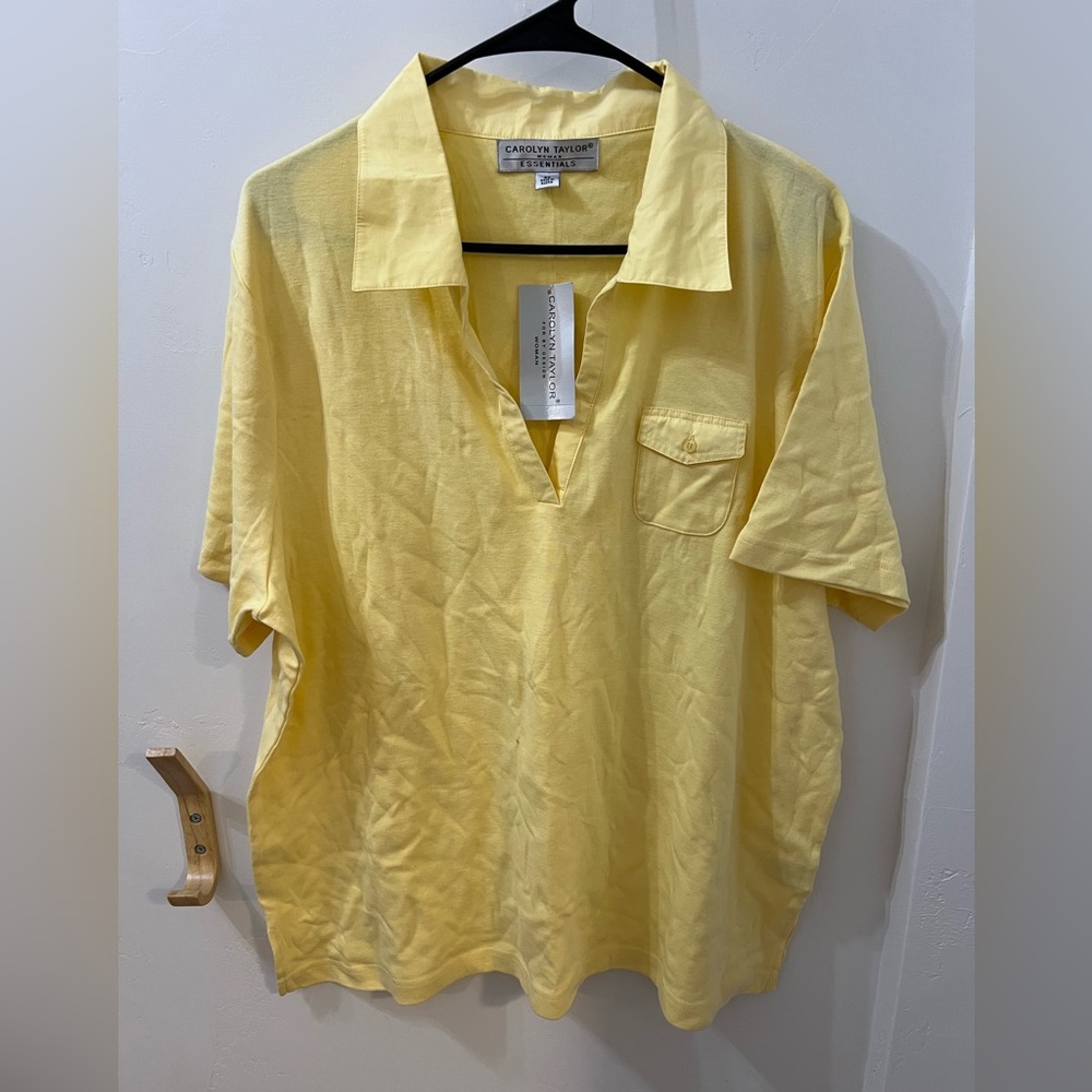 NWT Carolyn Taylor Women’s Essential Yellow Collared Cotton Short Sleeve Shirt